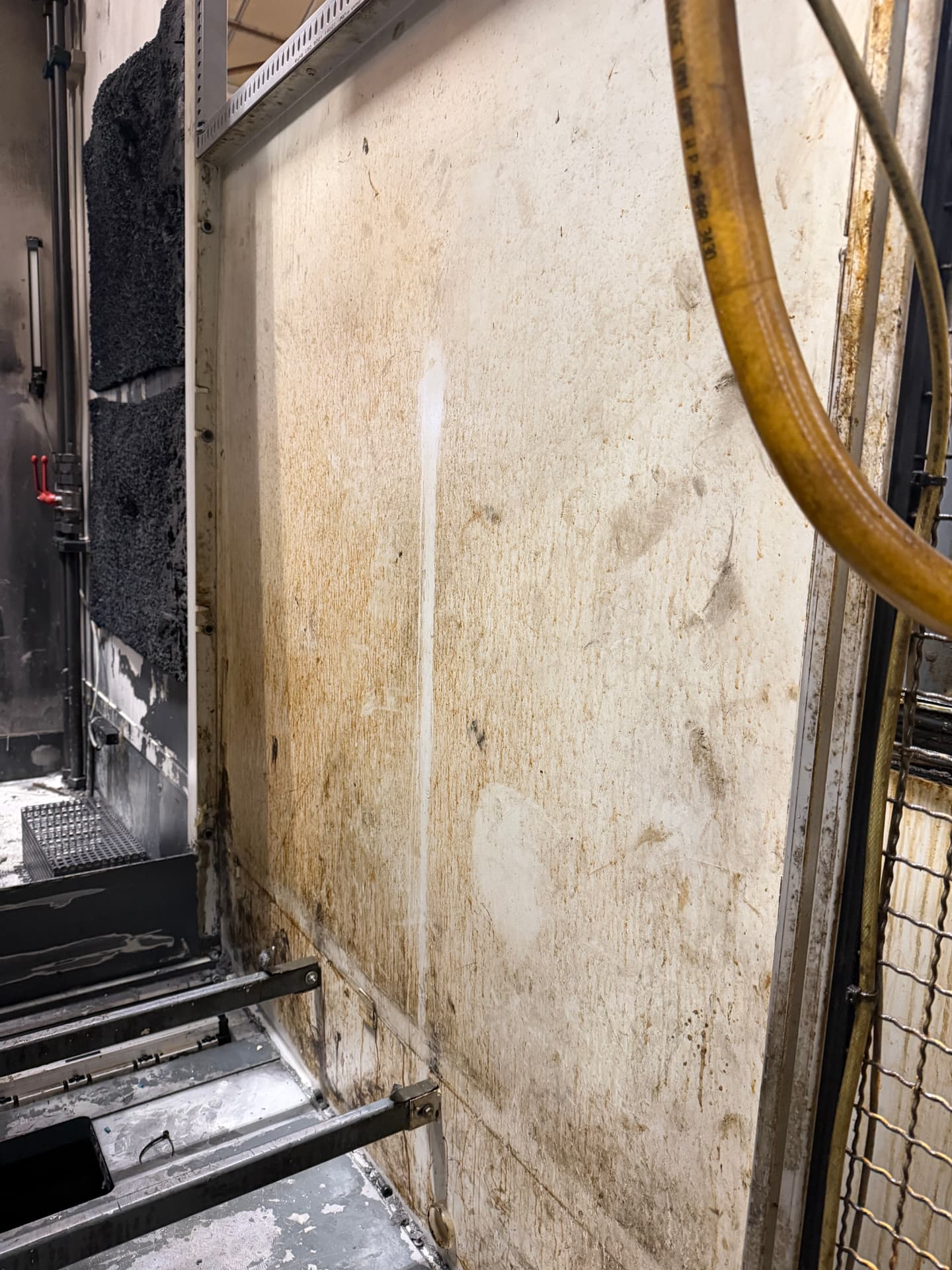 Before cleaning: Machine enclosure and access panels